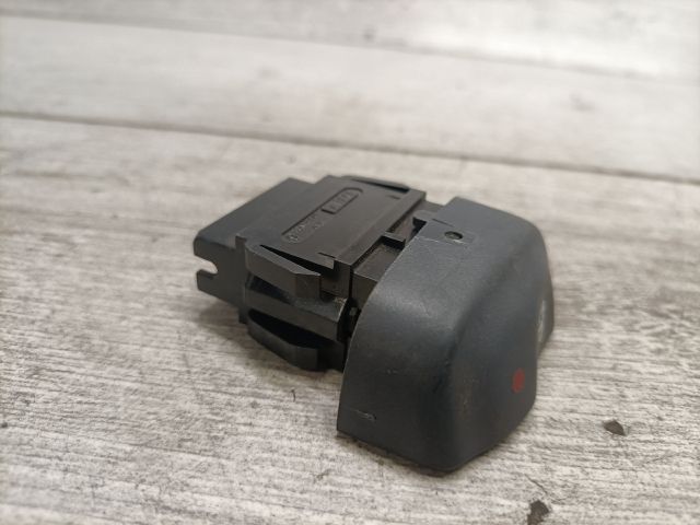 bontott RENAULT MEGANE I Központizár Kapcsoló