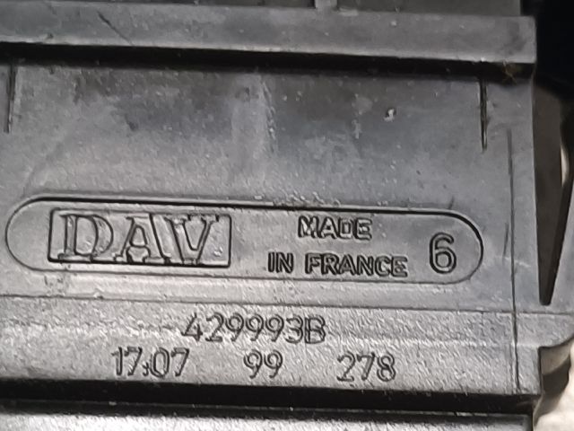 bontott RENAULT MEGANE I Központizár Kapcsoló