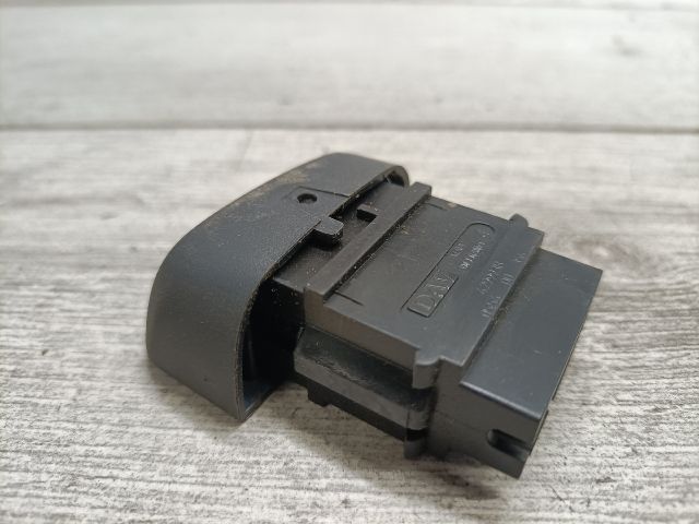 bontott RENAULT MEGANE I Központizár Kapcsoló