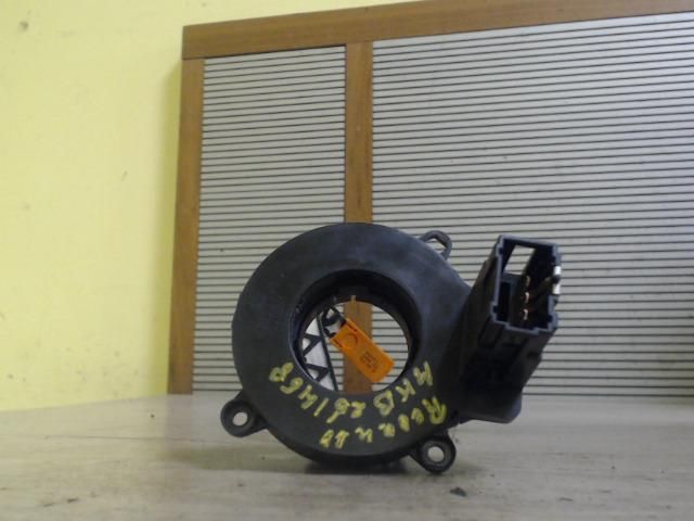 bontott RENAULT MEGANE I Légzsák Átvezető Szalagkábel