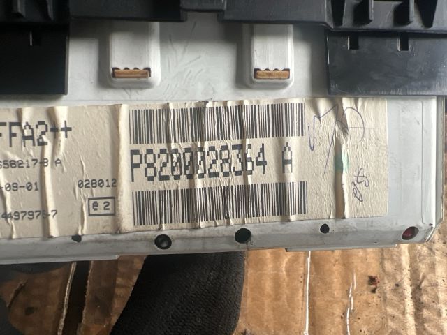 bontott RENAULT MEGANE I Multifunkciós Kijelző