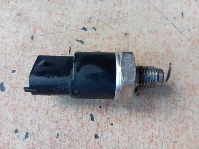 bontott RENAULT MEGANE I Nyomásszabályzó Szelep