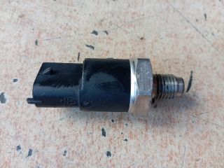 bontott RENAULT MEGANE I Nyomásszabályzó Szelep