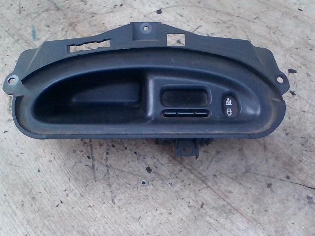 bontott RENAULT MEGANE I Óra (Időmérő)