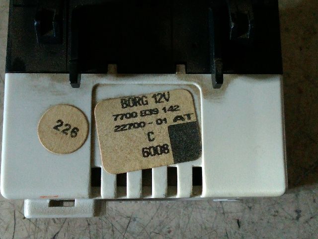 bontott RENAULT MEGANE I Óra (Időmérő)