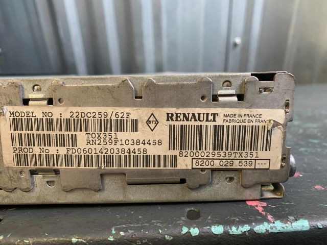 bontott RENAULT MEGANE I Rádió / CD