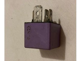 bontott RENAULT MEGANE I Relé