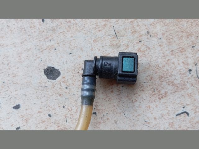 bontott RENAULT MEGANE I Üzemanyagcső