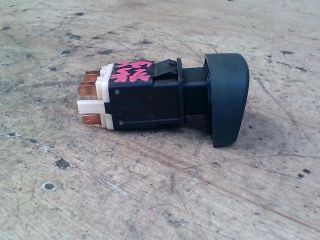 bontott RENAULT MEGANE I Vészvillogó Kapcsoló