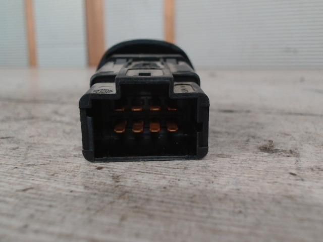 bontott RENAULT MEGANE I Vészvillogó Kapcsoló