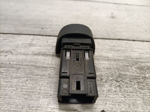 bontott RENAULT MEGANE I Vészvillogó Kapcsoló