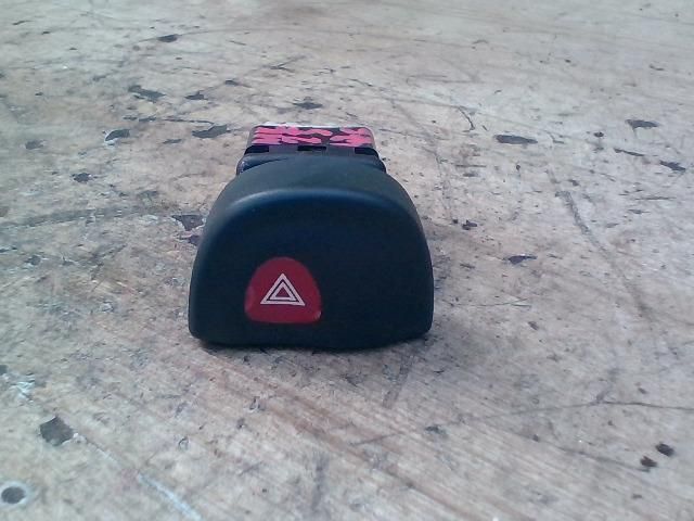 bontott RENAULT MEGANE I Vészvillogó Kapcsoló