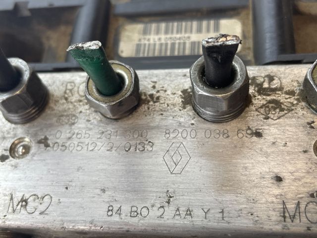 bontott RENAULT MEGANE II ABS Kocka