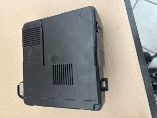 bontott RENAULT MEGANE II Biztosítéktábla Motortér