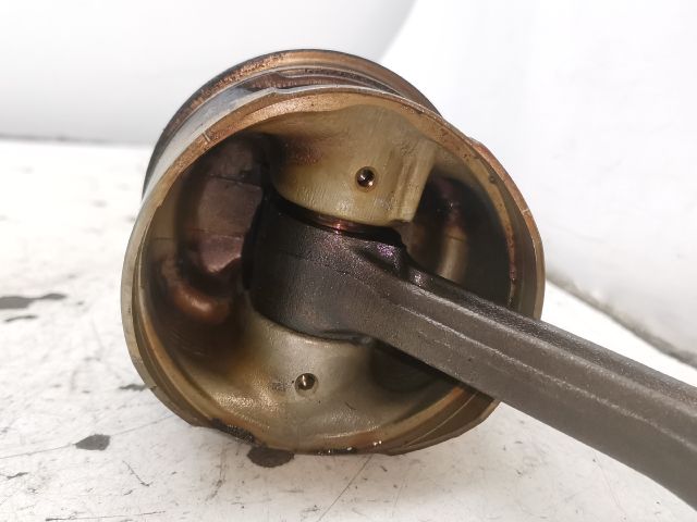 bontott RENAULT MEGANE II Dugattyú és Hajtókar