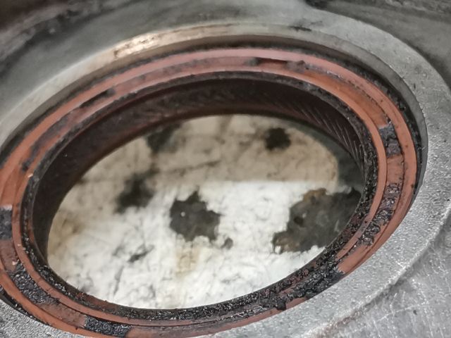 bontott RENAULT MEGANE II Első Főtengely Szimmeringház