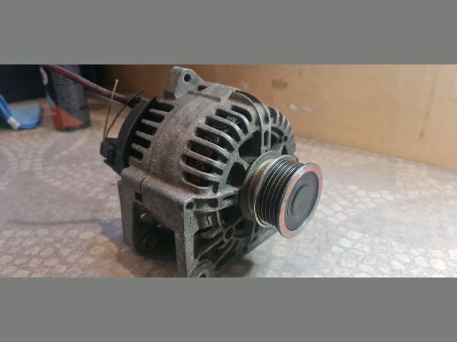 bontott RENAULT MEGANE II Generátor