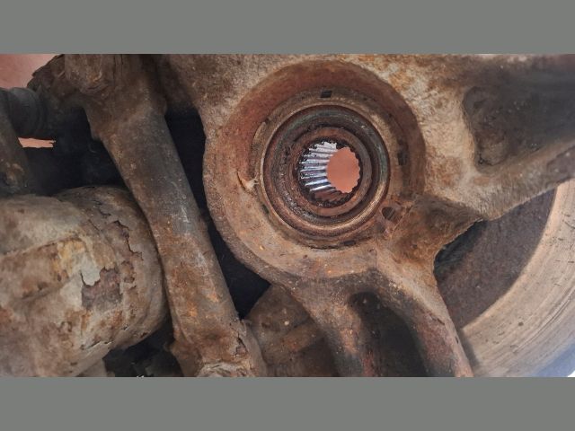 bontott RENAULT MEGANE II Jobb első Csonkállvány Kerékaggyal