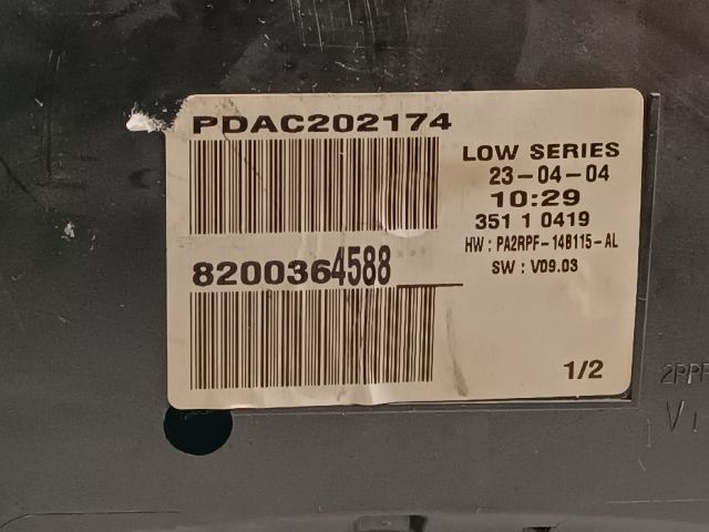 bontott RENAULT MEGANE II Kilométeróra