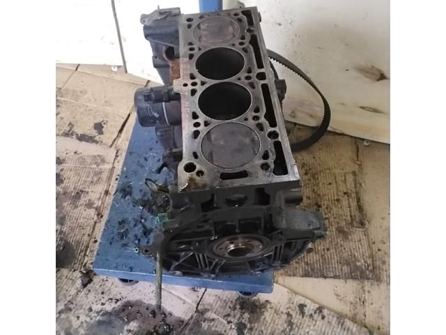 bontott RENAULT MEGANE II Motorblokk (Fűzött)