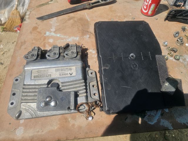 bontott RENAULT MEGANE II Motorvezérlő