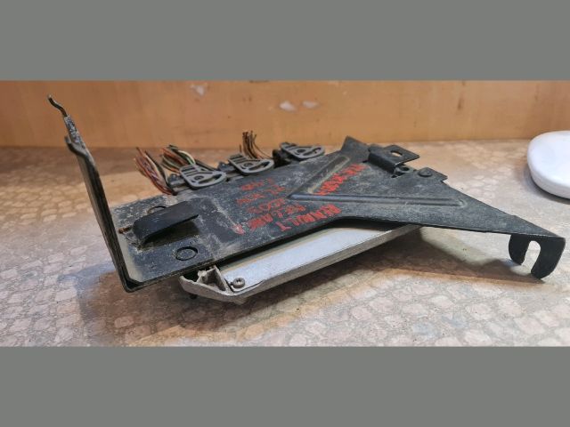 bontott RENAULT MEGANE II Motorvezérlő