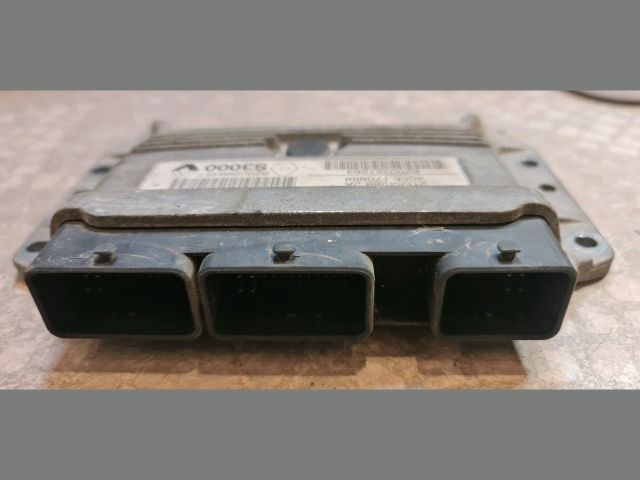 bontott RENAULT MEGANE II Motorvezérlő