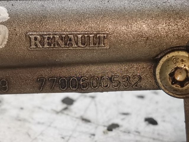 bontott RENAULT MEGANE II Olajszivattyú