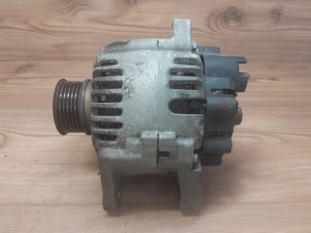 bontott RENAULT MEGANE II Generátor