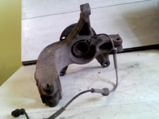 bontott RENAULT MEGANE II Jobb első Csonkállvány Kerékaggyal