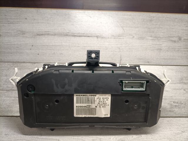 bontott RENAULT MEGANE II Kilométeróra