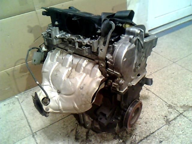 bontott RENAULT MEGANE II Motor (Fűzött blokk hengerfejjel)