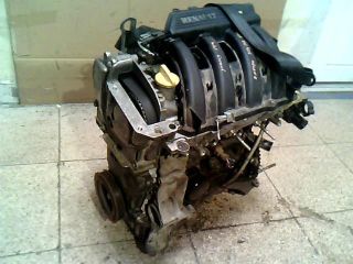 bontott RENAULT MEGANE II Motor (Fűzött blokk hengerfejjel)