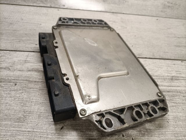 bontott RENAULT MEGANE II Motorvezérlő