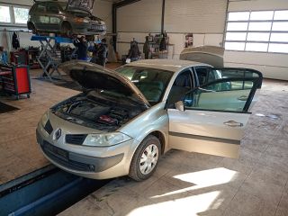 bontott RENAULT MEGANE II Bal első Gólyaláb (Lengécsillapító, Rugó)