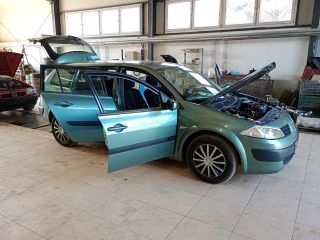 bontott RENAULT MEGANE II Bal első Gólyaláb (Lengécsillapító, Rugó)