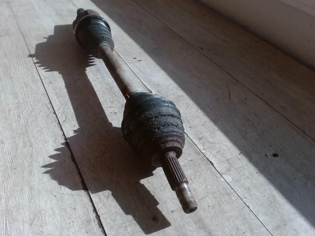 bontott RENAULT MEGANE II Bal Féltengely