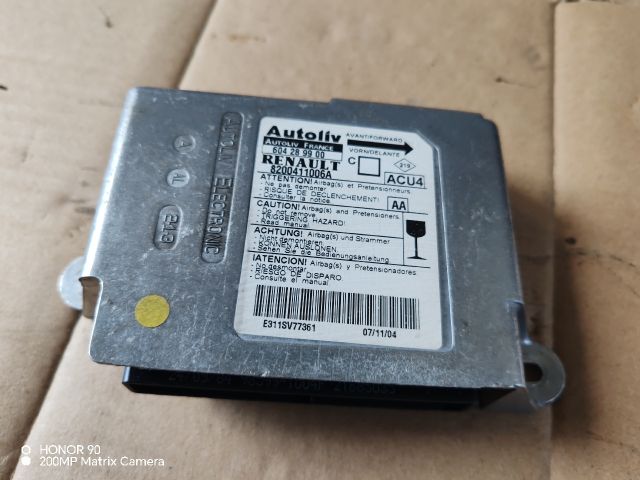 bontott RENAULT MEGANE II Bal hátsó Féknyereg Munkahengerrel