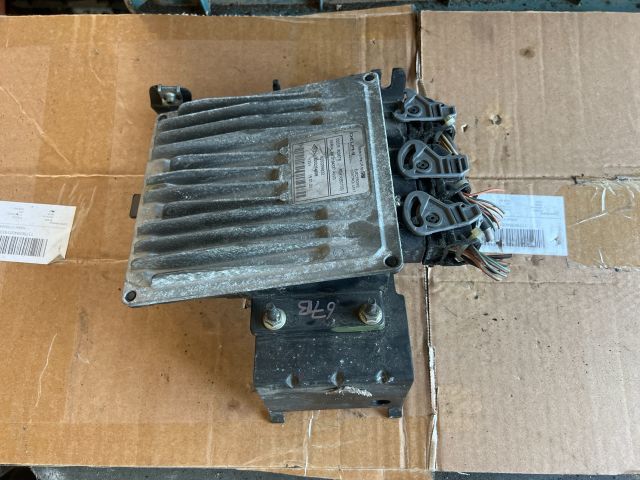 bontott RENAULT MEGANE II Motorvezérlő