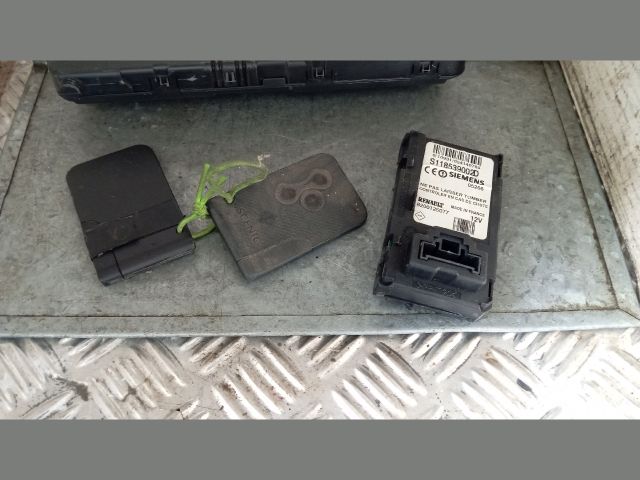 bontott RENAULT MEGANE II Motorvezérlő