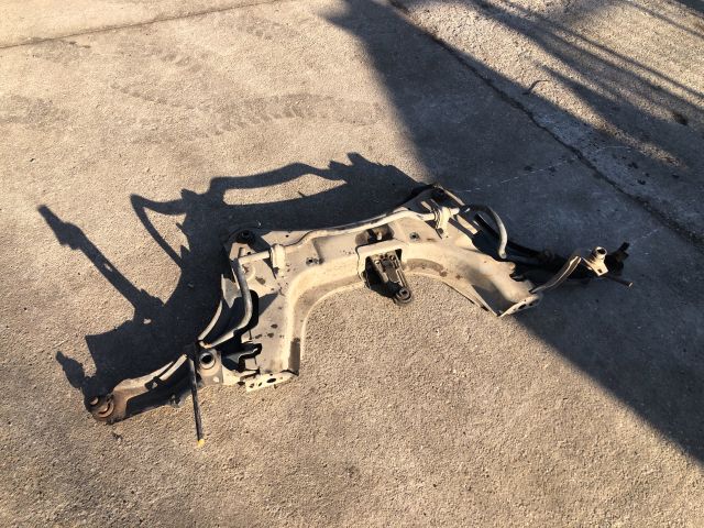 bontott RENAULT MEGANE II Első Bölcső