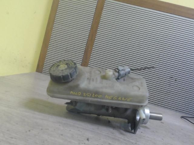 bontott RENAULT MEGANE II Főfékhenger