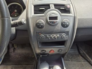 bontott RENAULT MEGANE II Fojtószelep (Elektromos)