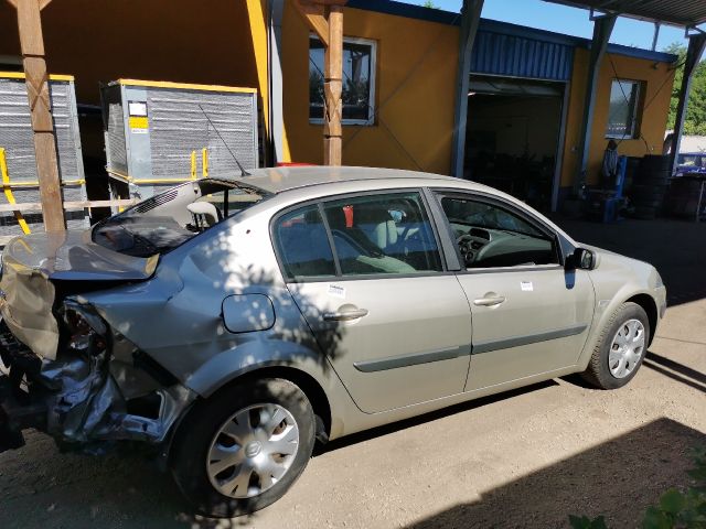 bontott RENAULT MEGANE II Gázolajszűrő Ház