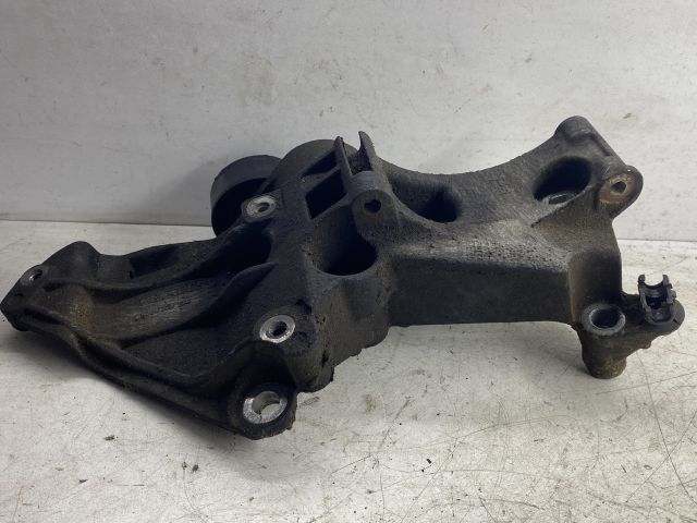 bontott RENAULT MEGANE II Generátor Tartó Bak