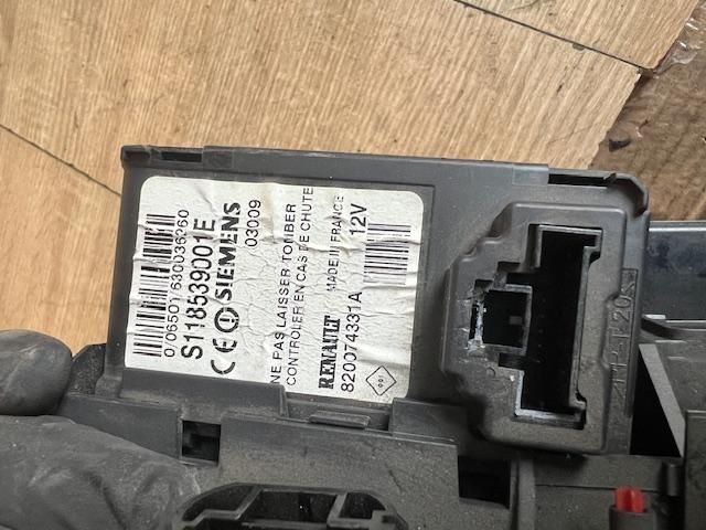 bontott RENAULT MEGANE II Gyújtáskapcsoló