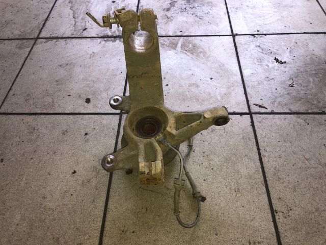 bontott RENAULT MEGANE II Jobb első Csonkállvány Kerékaggyal