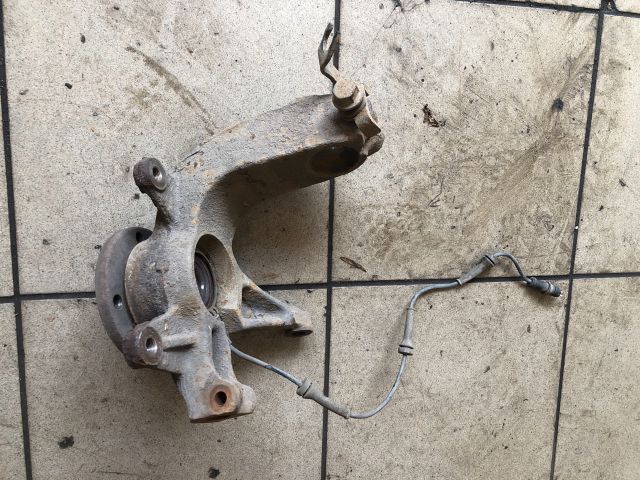 bontott RENAULT MEGANE II Jobb első Csonkállvány Kerékaggyal