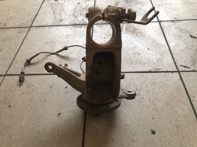 bontott RENAULT MEGANE II Jobb első Csonkállvány Kerékaggyal