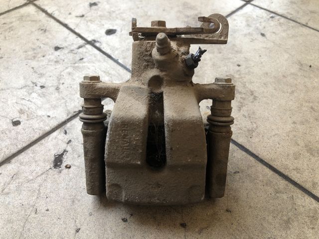 bontott RENAULT MEGANE II Jobb hátsó Féknyereg Munkahengerrel